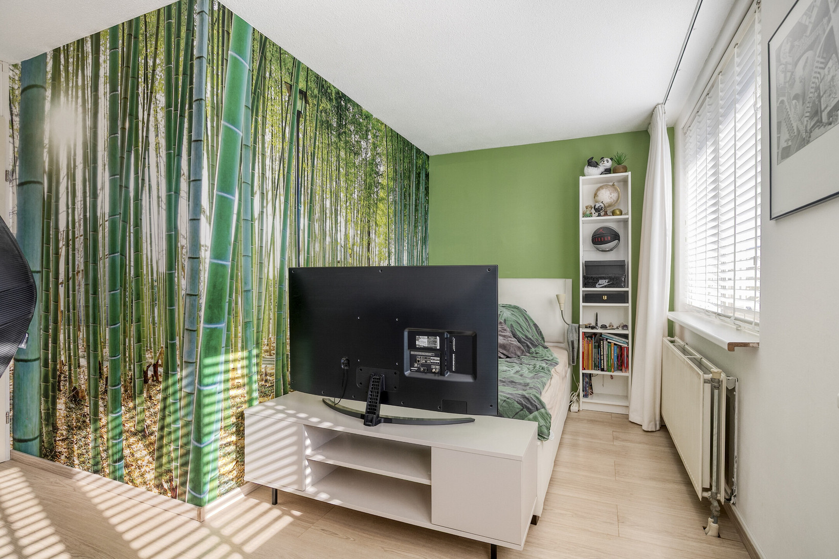 Tussenwoning te koop: Paganiniplantsoen 47, Nieuw-Vennep