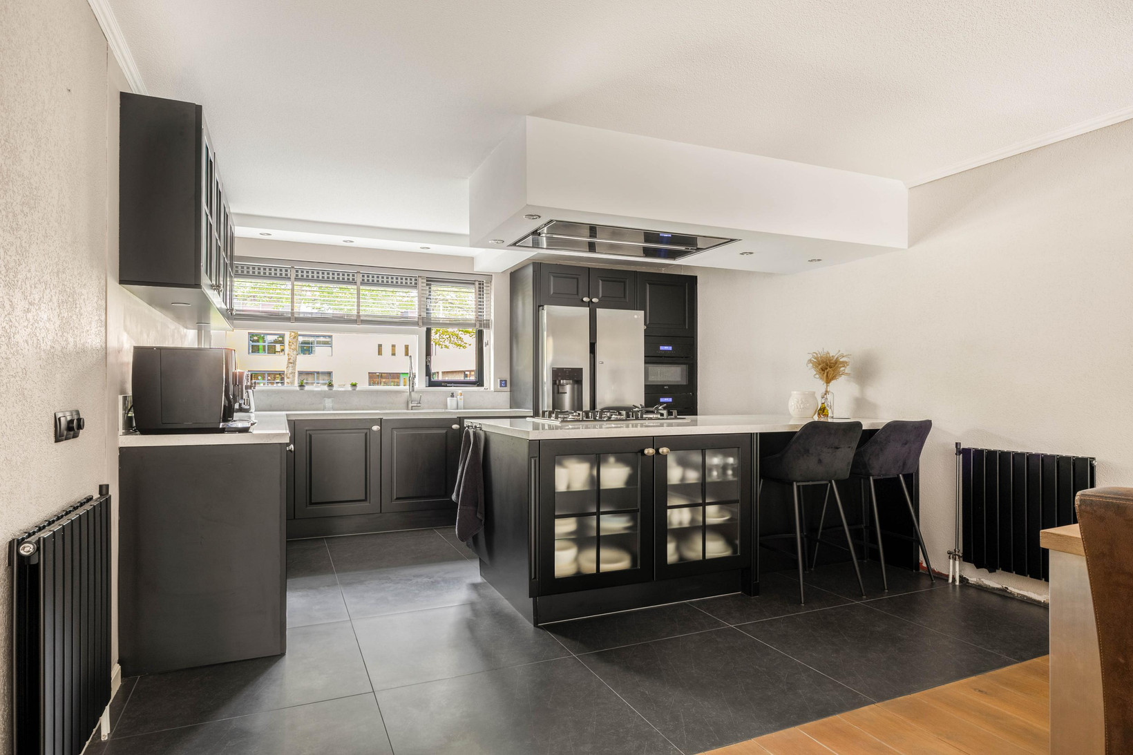 Tussenwoning te koop: Laan van Gildestein 63, Nieuw-Vennep