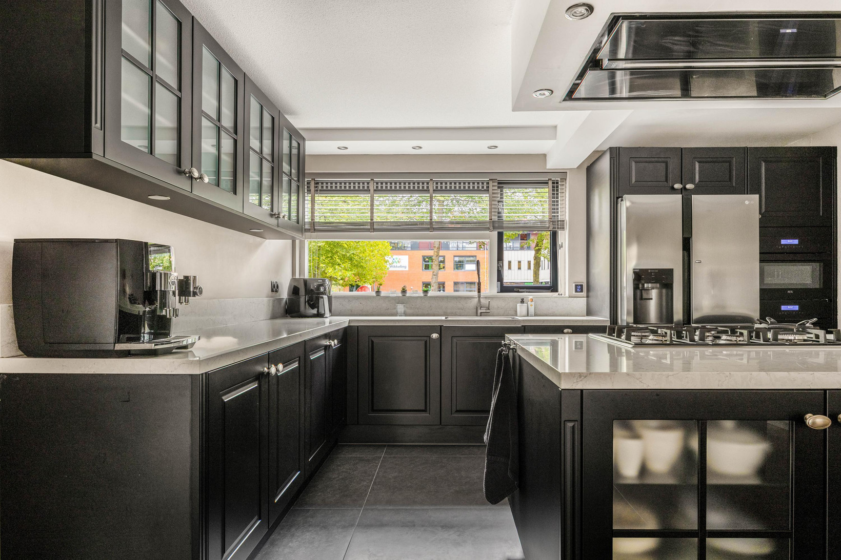 Tussenwoning te koop: Laan van Gildestein 63, Nieuw-Vennep