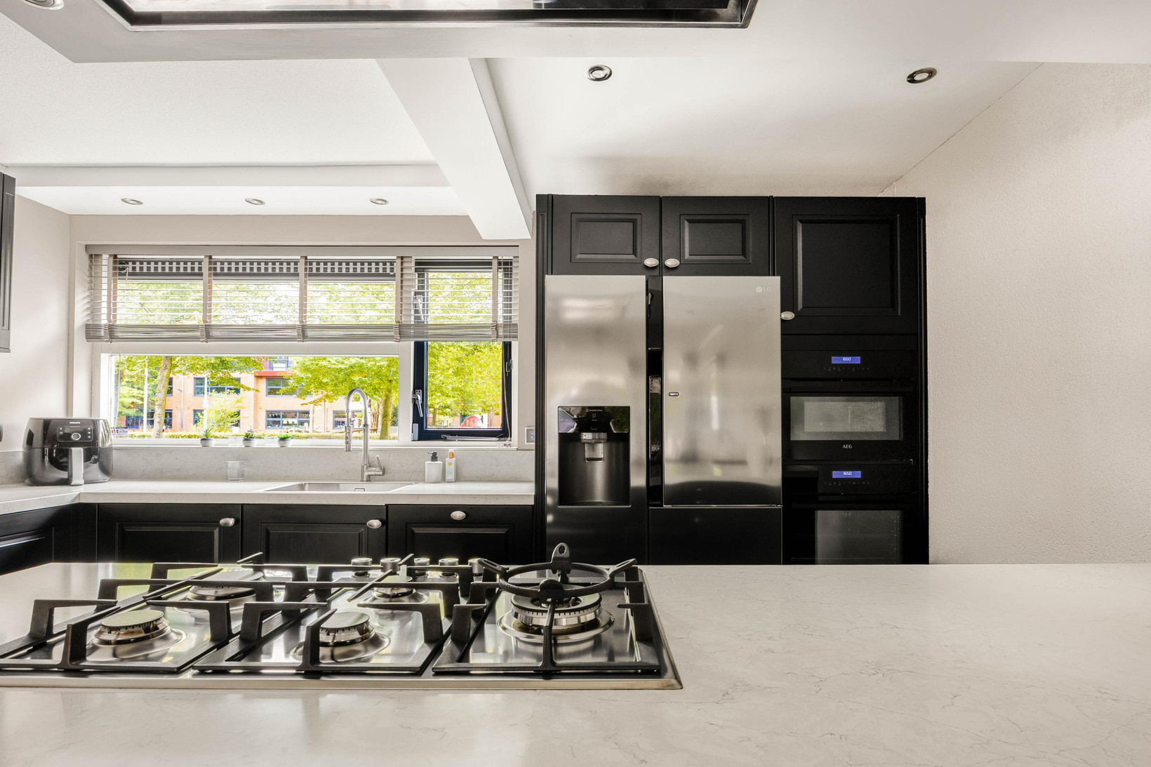 Tussenwoning te koop: Laan van Gildestein 63, Nieuw-Vennep
