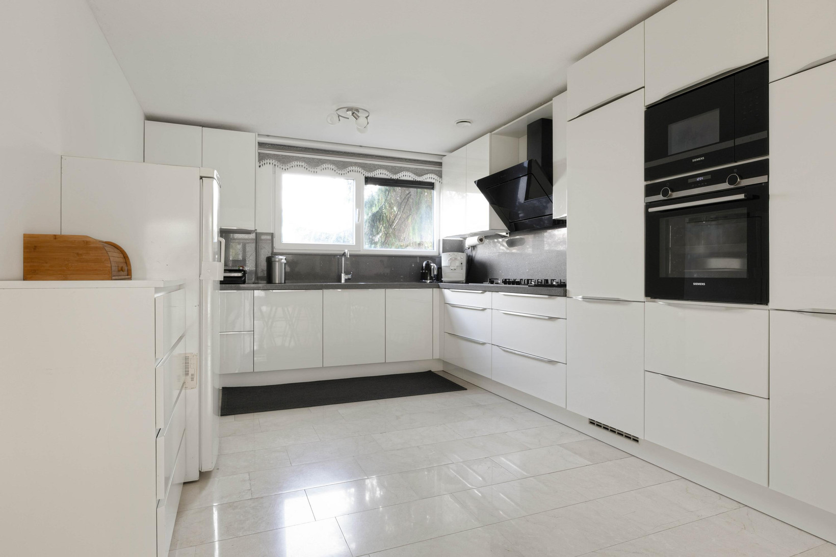 Tussenwoning te koop: Buinerveld 32, Nieuw-Vennep