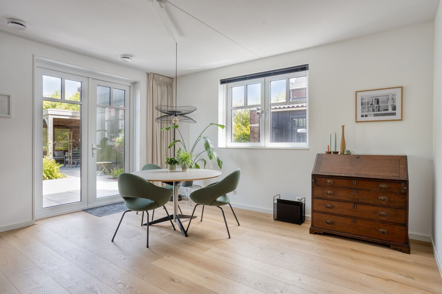 Hoekwoning te koop: Hoofdweg 1273, Nieuw-Vennep