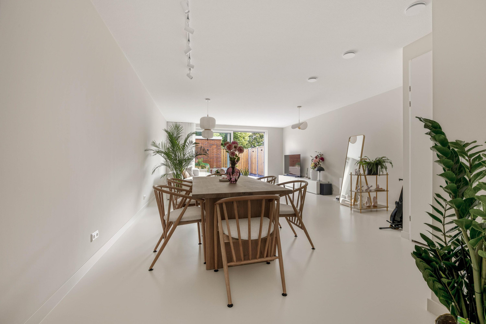 Tussenwoning te koop: Kreilerhof 22, Nieuw-Vennep