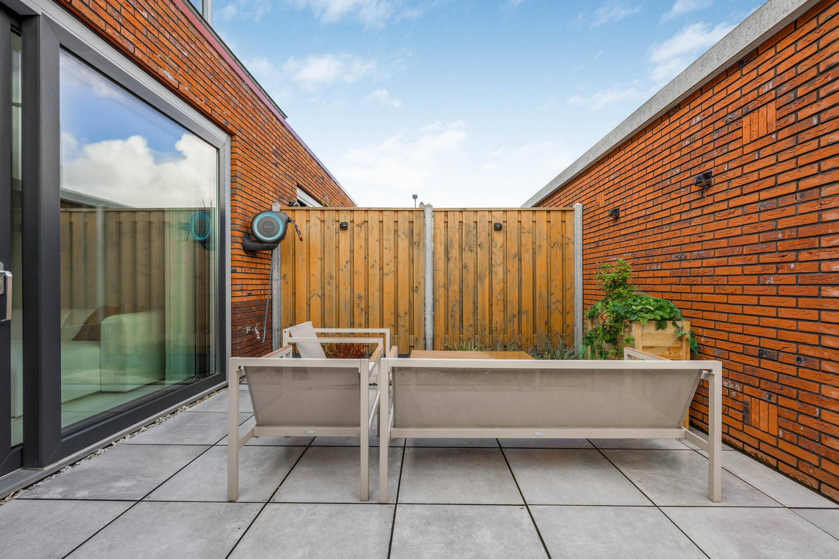 Tussenwoning te koop: Kreilerhof 22, Nieuw-Vennep