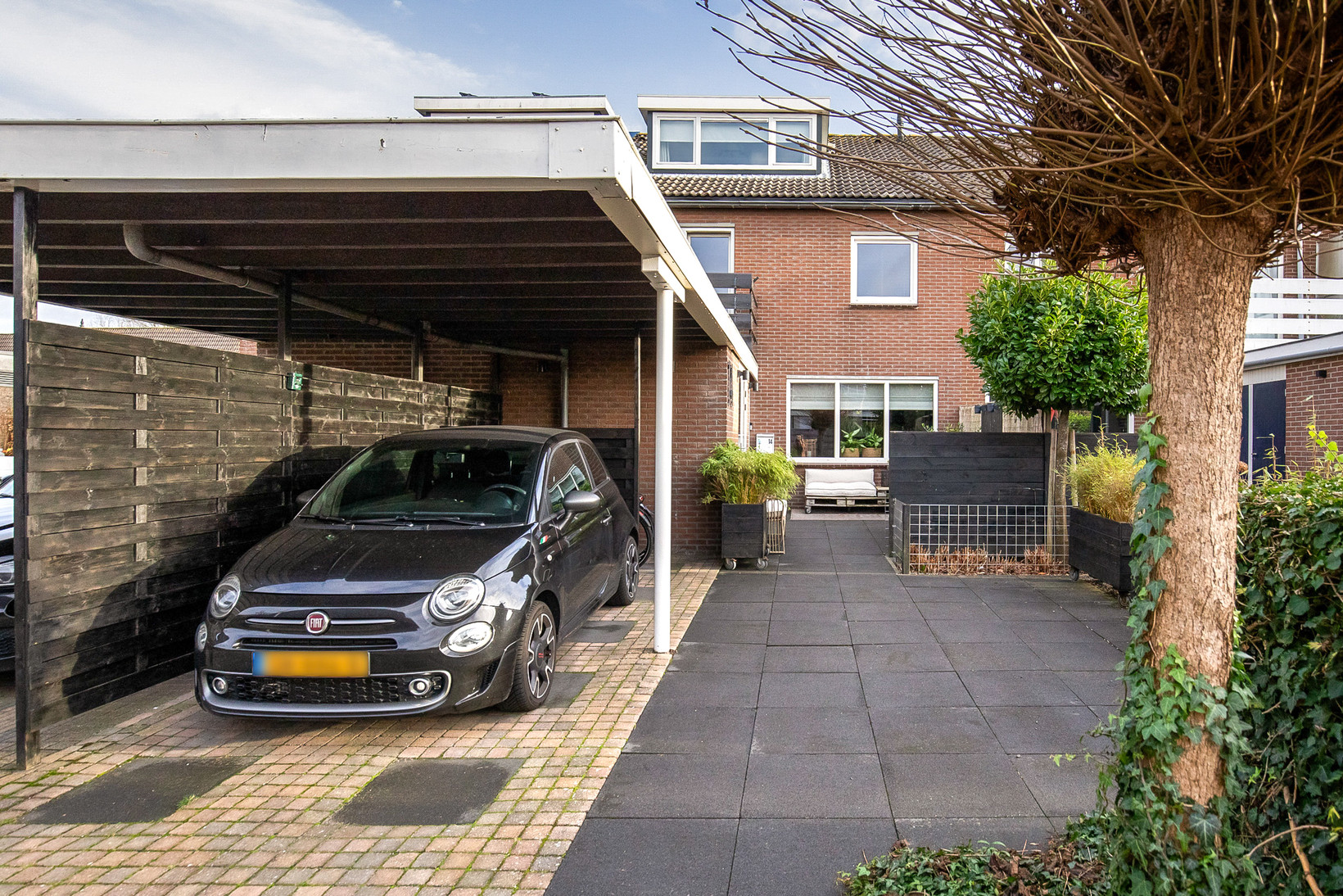 Tussenwoning te koop: Blechtekum 14, Nieuw-Vennep