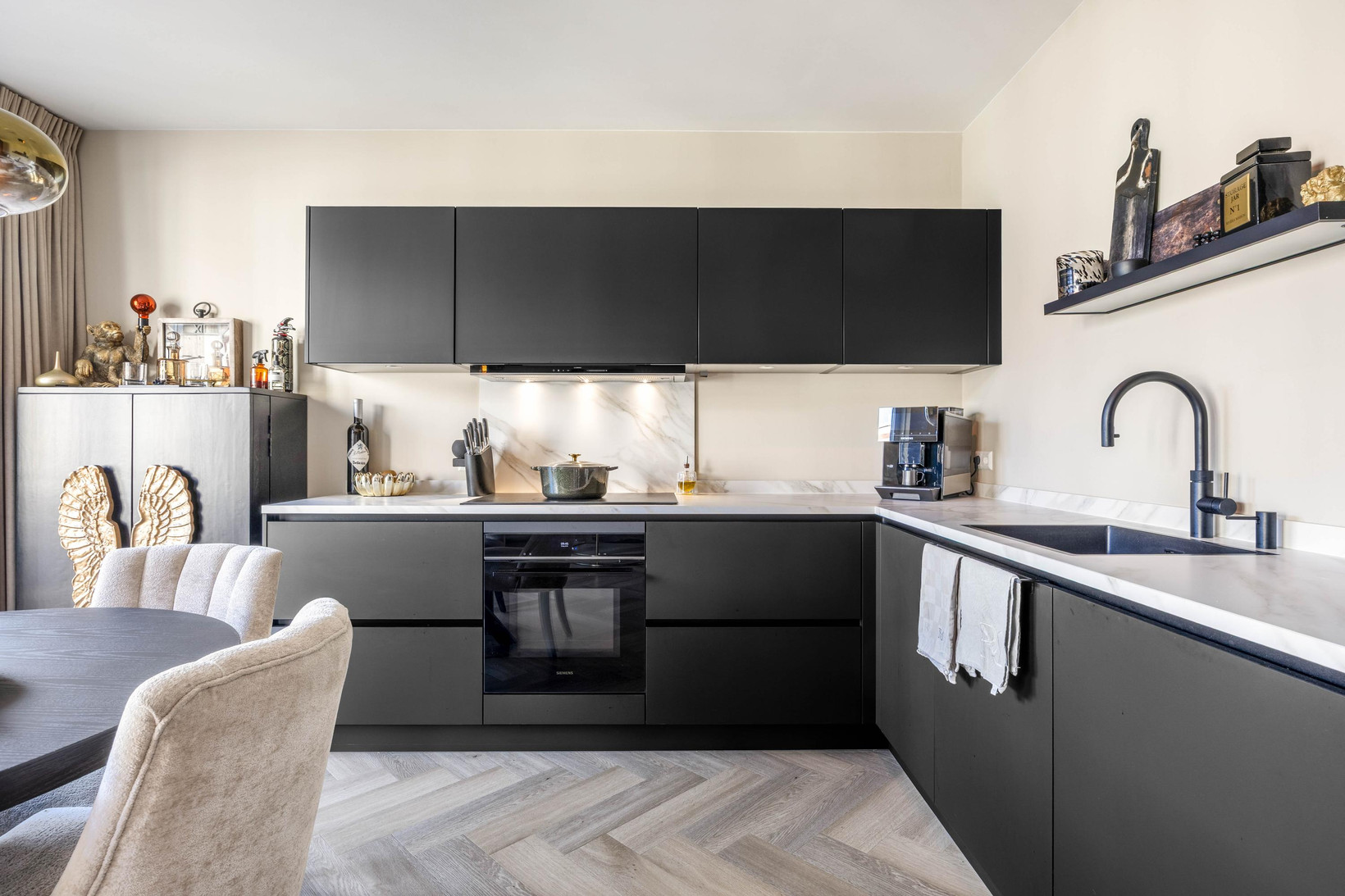 Appartement te koop: Westerkwartier 77, Nieuw-Vennep