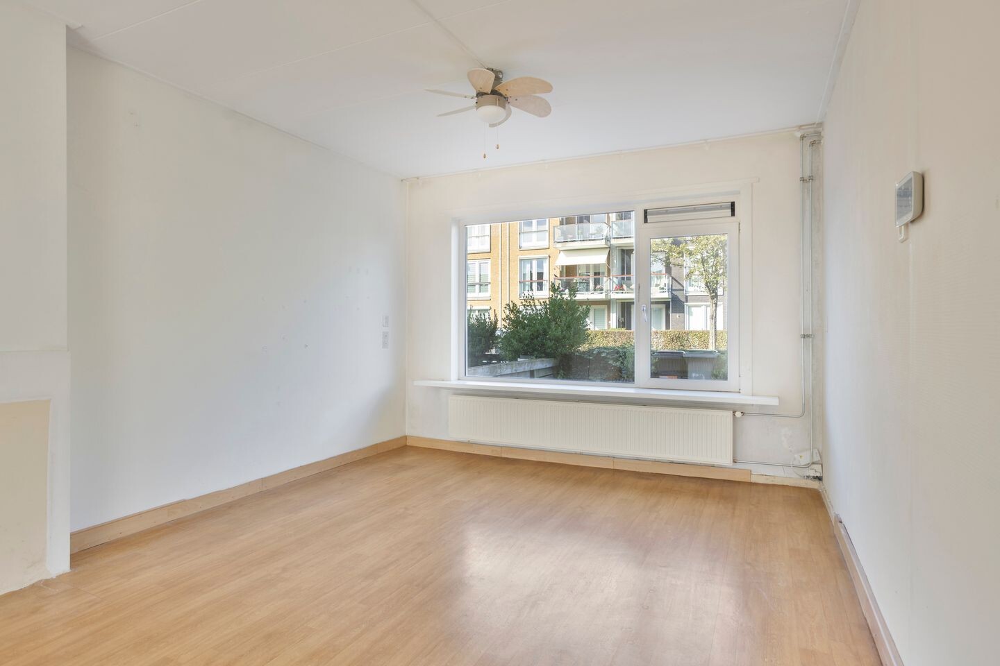 Tussenwoning te koop: Beinsdorpstraat 3, Nieuw-Vennep