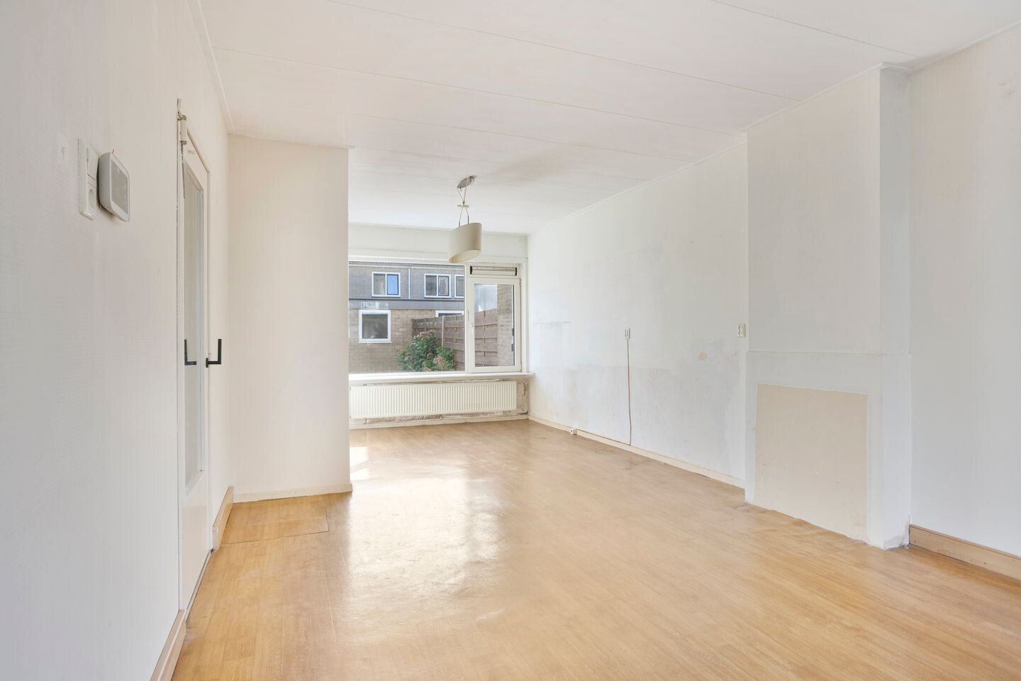 Tussenwoning te koop: Beinsdorpstraat 3, Nieuw-Vennep