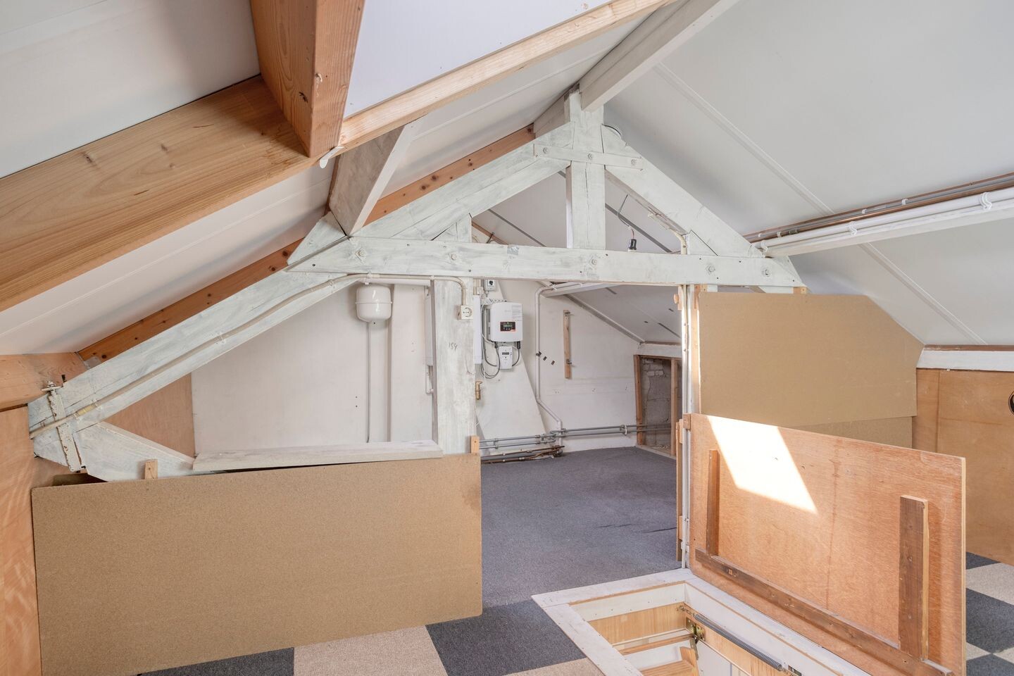 Tussenwoning te koop: Beinsdorpstraat 3, Nieuw-Vennep