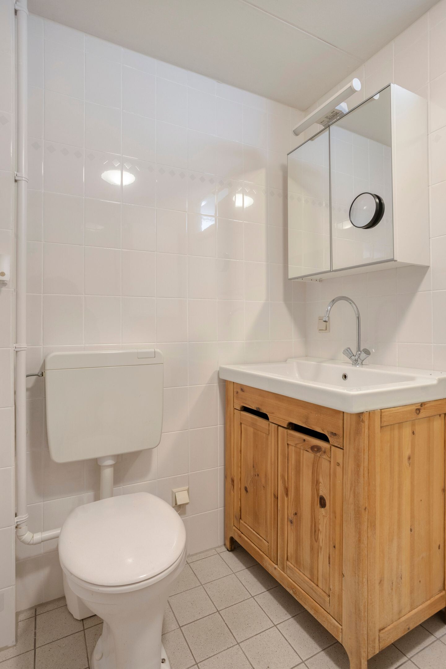 Tussenwoning te koop: Beinsdorpstraat 3, Nieuw-Vennep