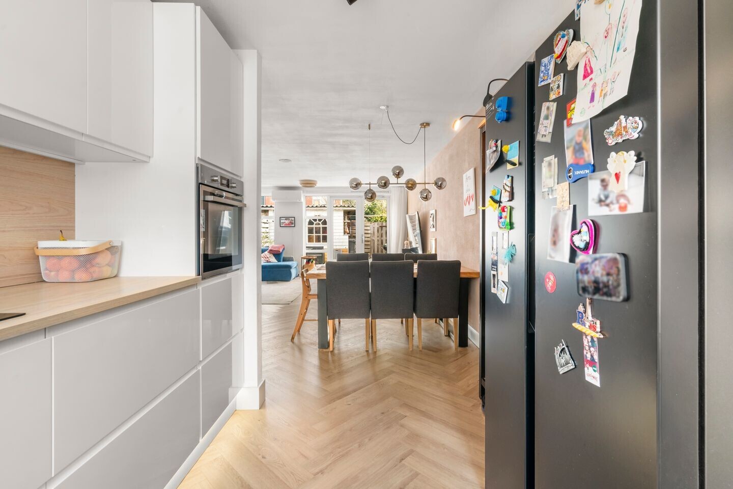 Tussenwoning te koop: Figarolaan 45, Nieuw-Vennep