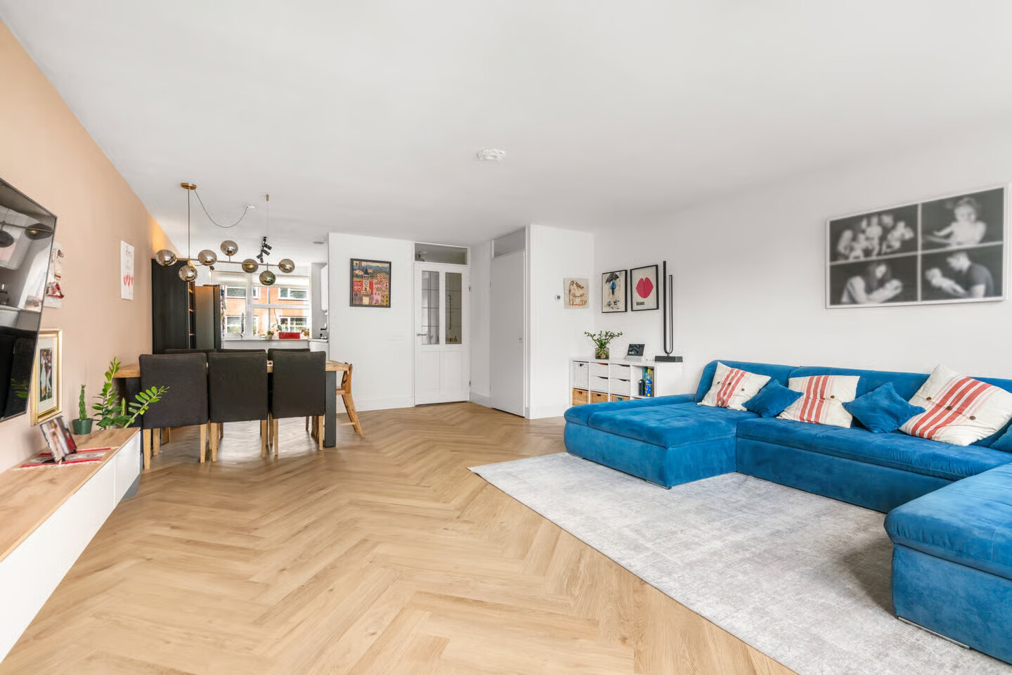 Tussenwoning te koop: Figarolaan 45, Nieuw-Vennep