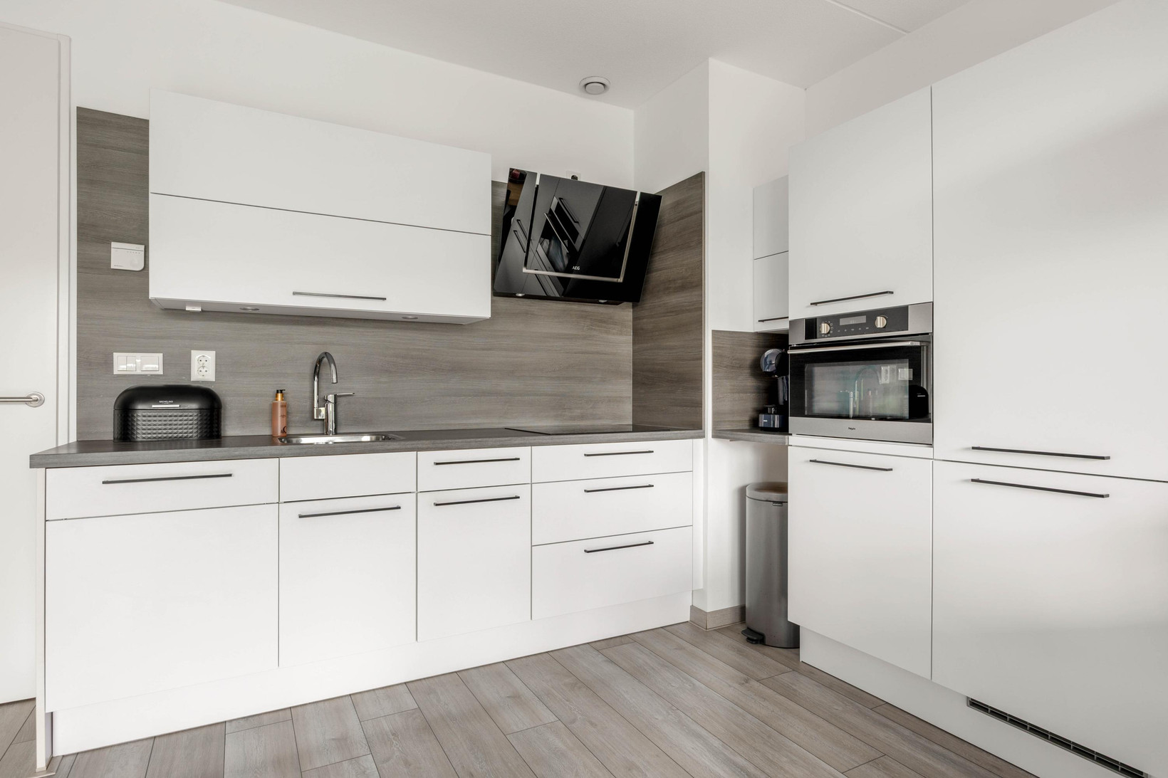 Appartement te koop: Athenelaan 165M, Nieuw-Vennep