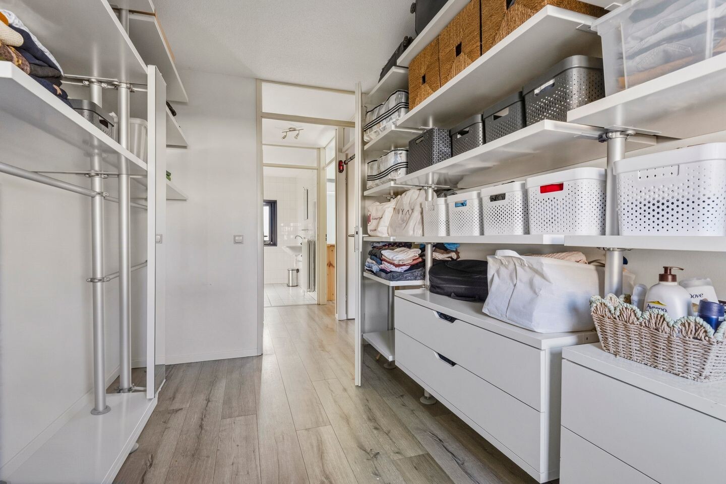 Tussenwoning te koop: Warwijcksepoort 30, Nieuw-Vennep