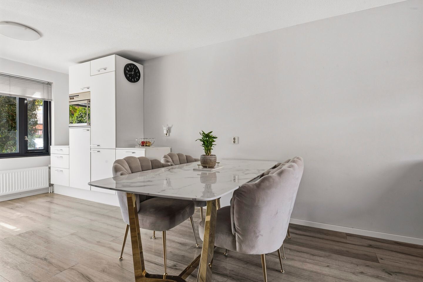 Tussenwoning te koop: Warwijcksepoort 30, Nieuw-Vennep