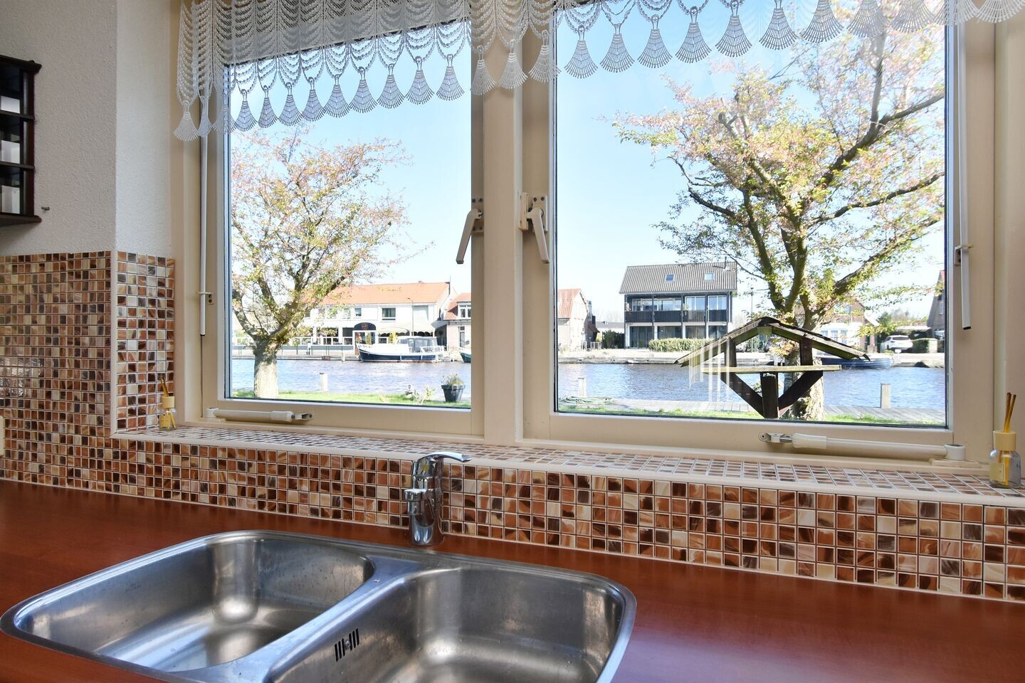 Vrijstaande woning te koop: Julianalaan 1H, Kaag