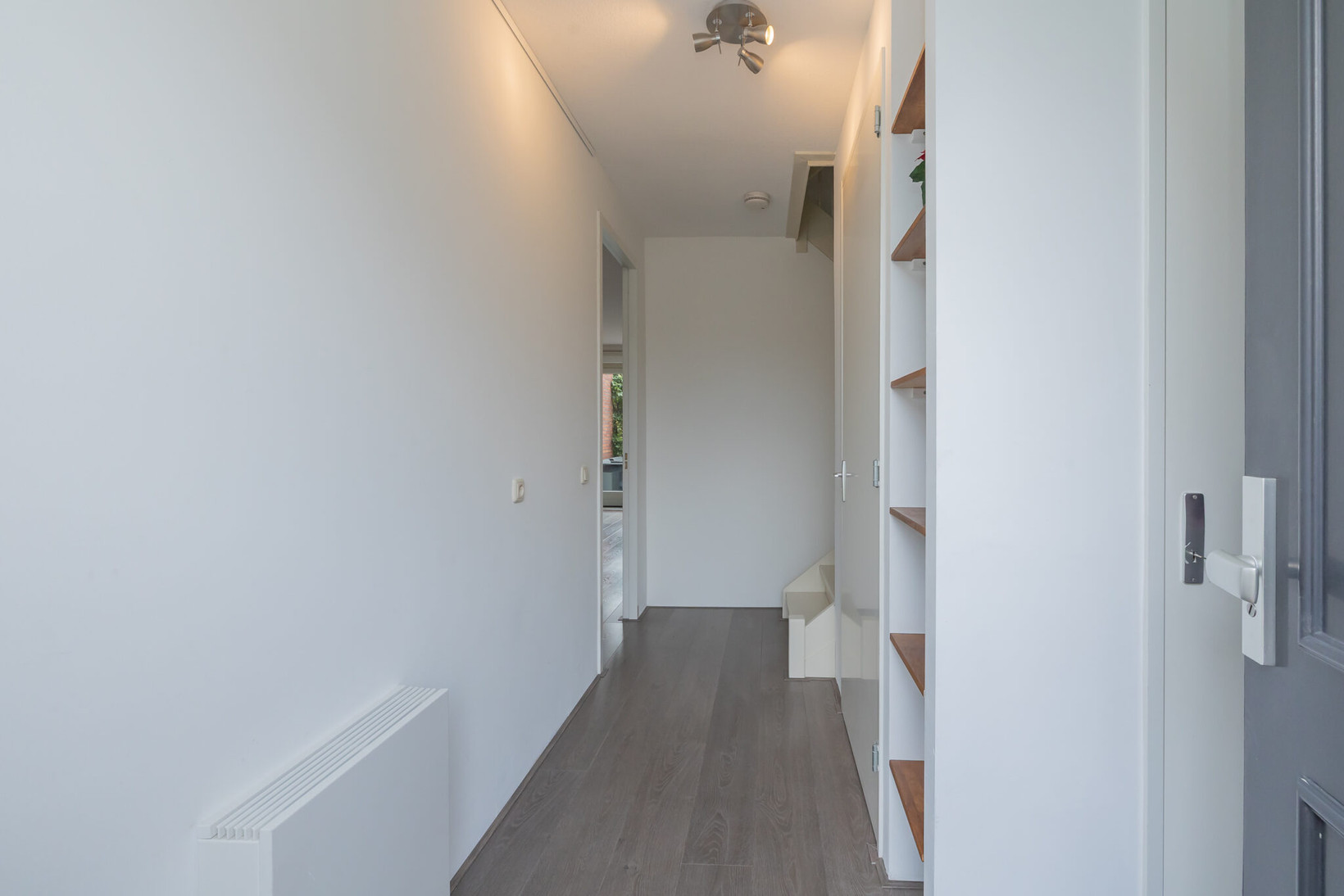 Tussenwoning te koop: Bloembinderspark 101, Lisse