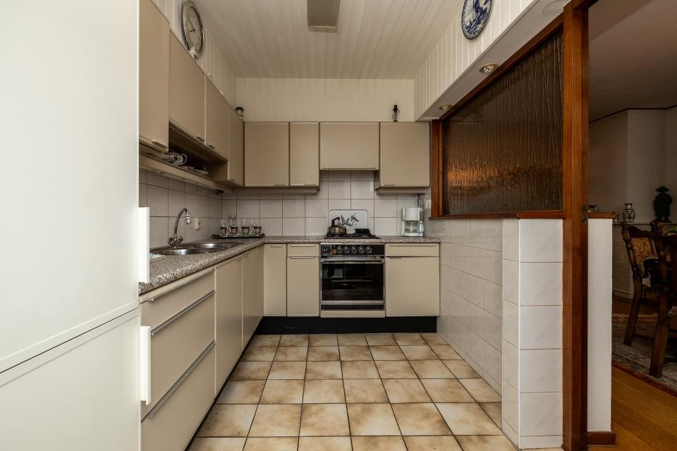 Hoekwoning te koop: van Ostadestraat 48, Lisse
