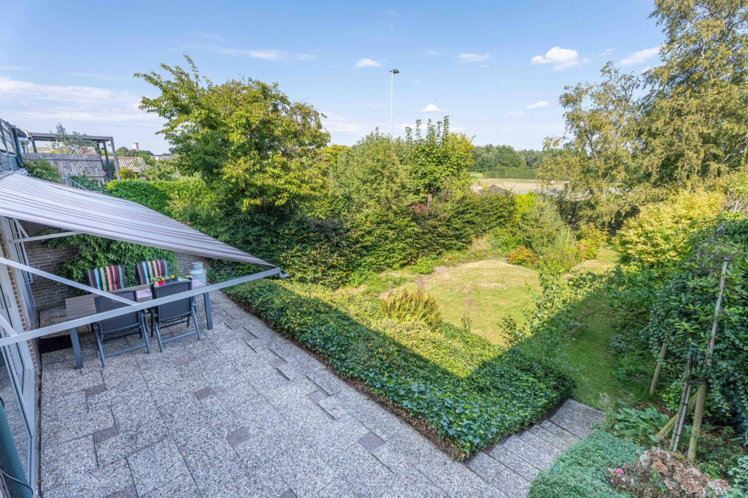 Hoekwoning te koop: Hillegommerdijk 76, Lisserbroek