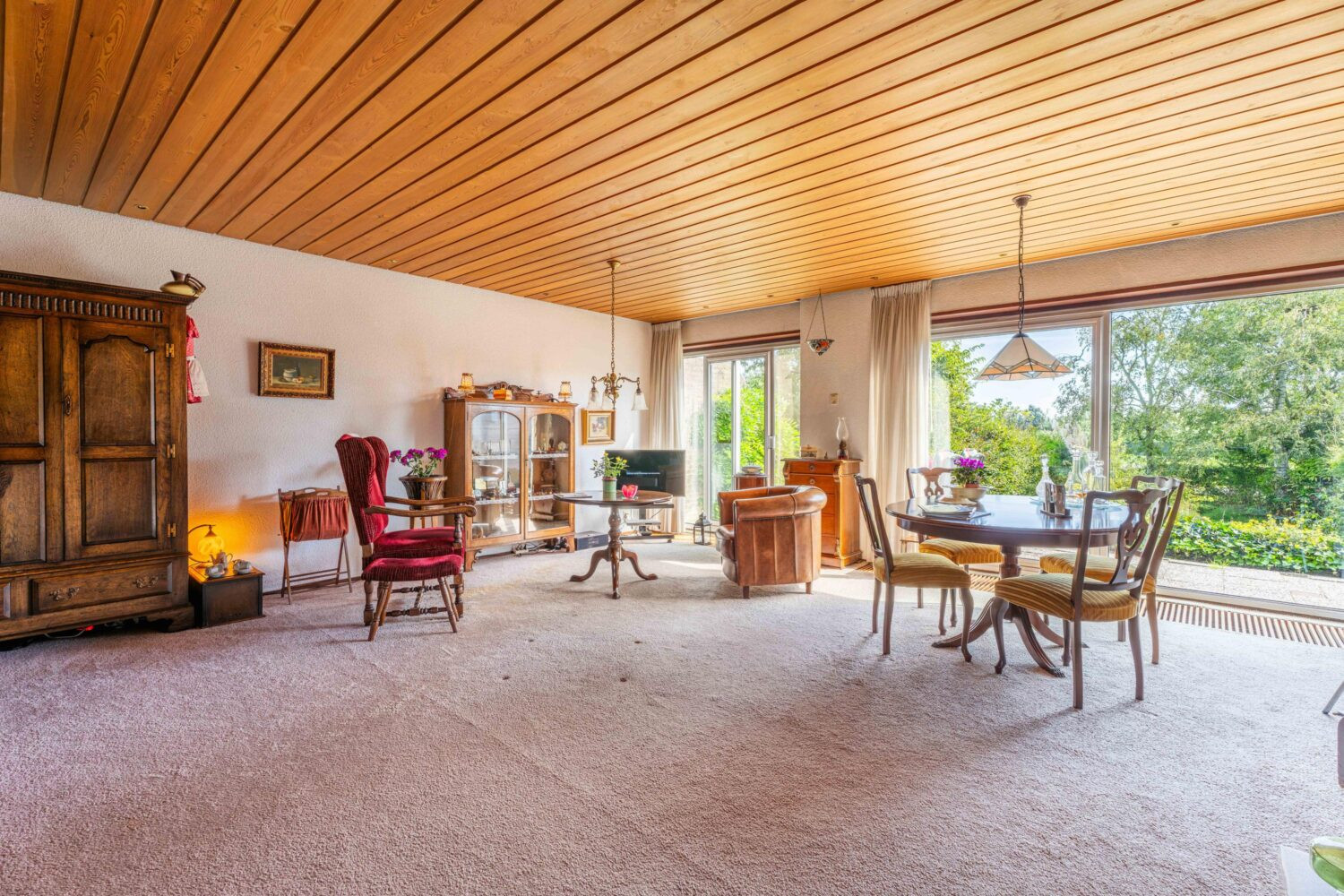 Hoekwoning te koop: Hillegommerdijk 76, Lisserbroek