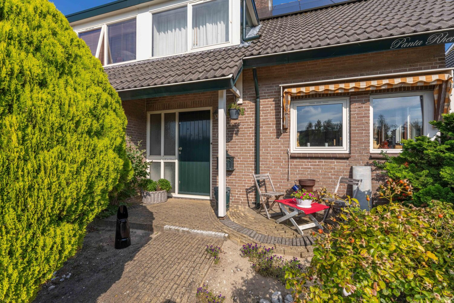 Hoekwoning te koop: Hillegommerdijk 76, Lisserbroek
