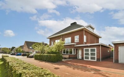 Prins Bernhardstraat 11