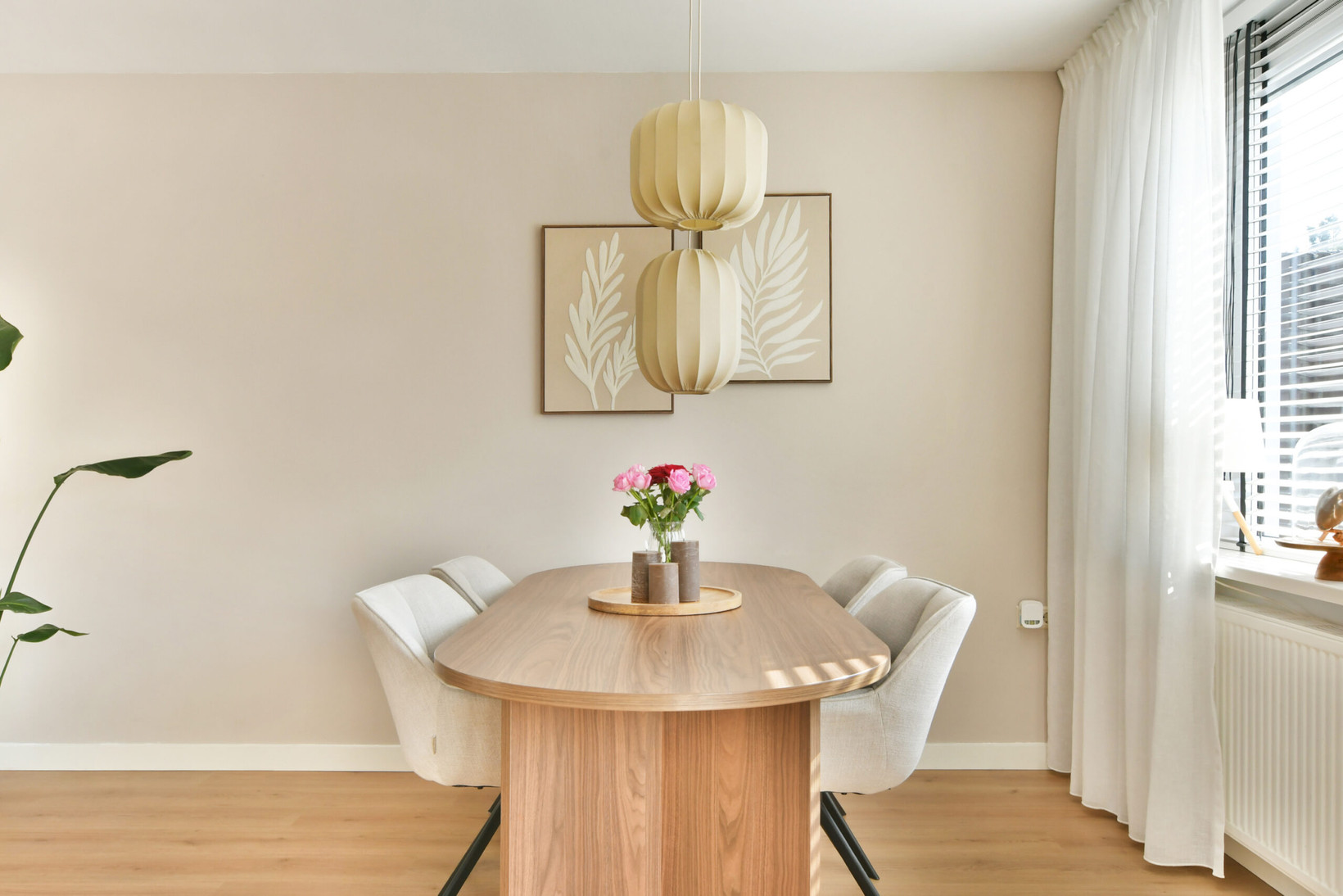 Tussenwoning te koop: Wilgenlaan 30, Sassenheim
