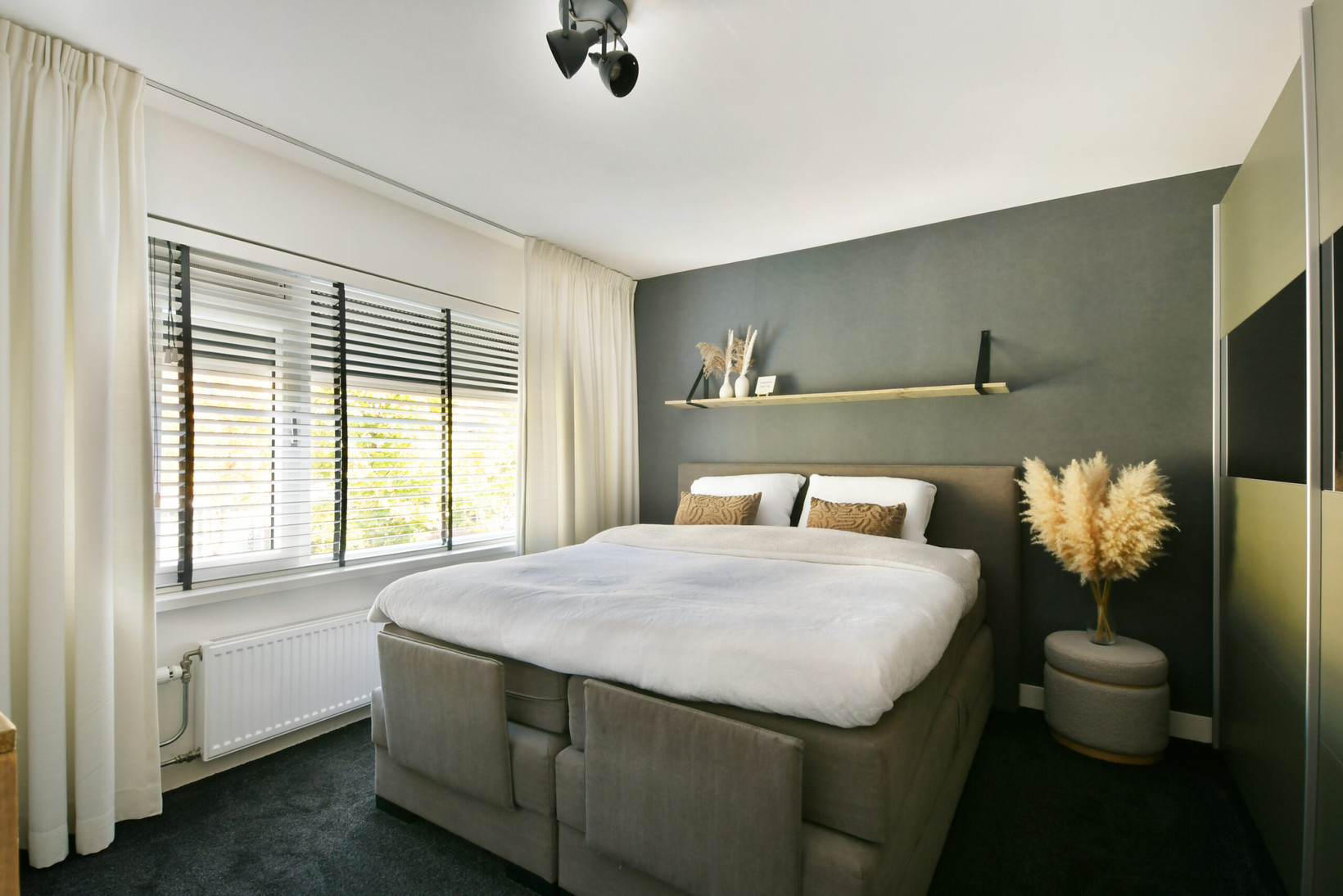 Tussenwoning te koop: Wilgenlaan 30, Sassenheim