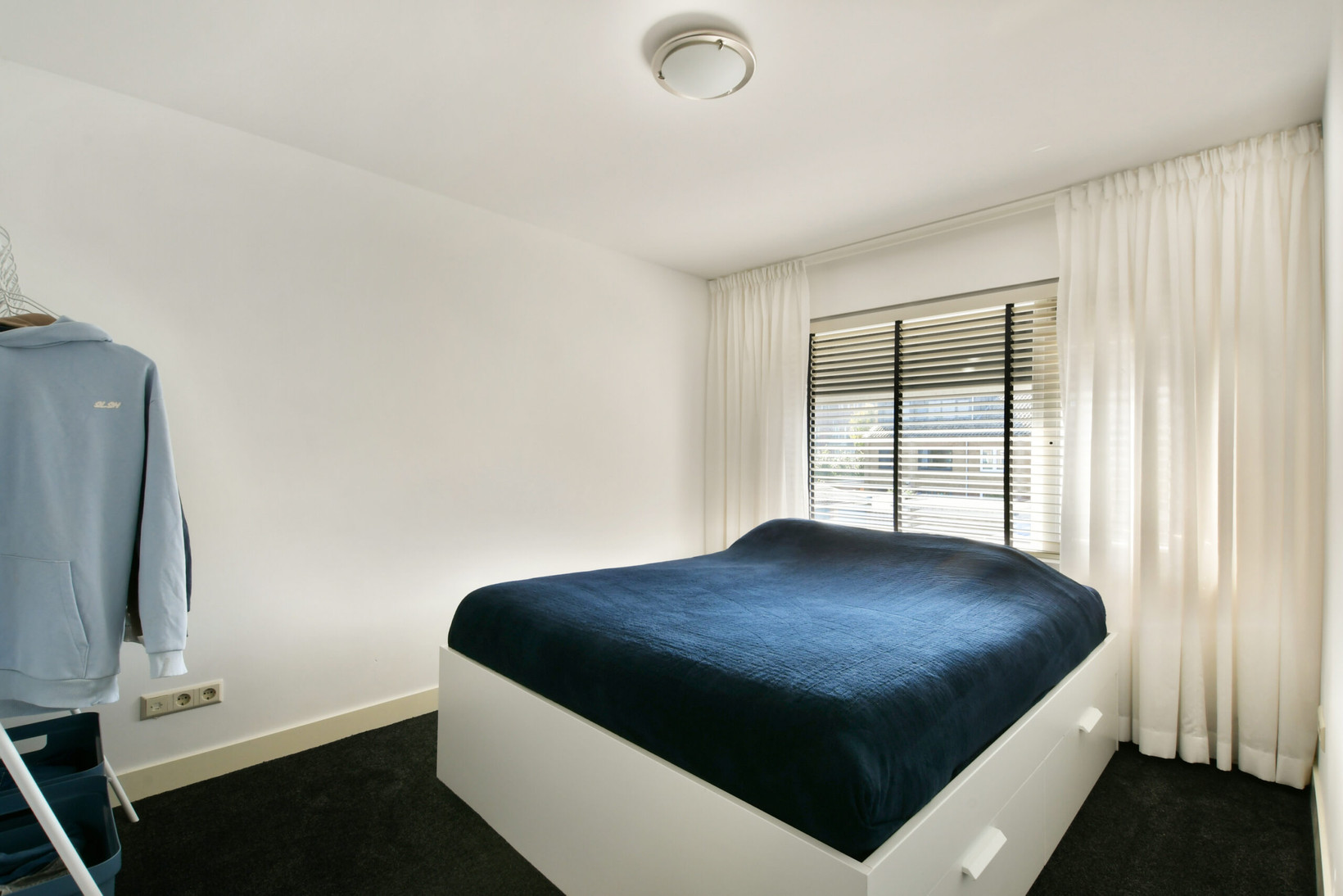 Tussenwoning te koop: Wilgenlaan 30, Sassenheim