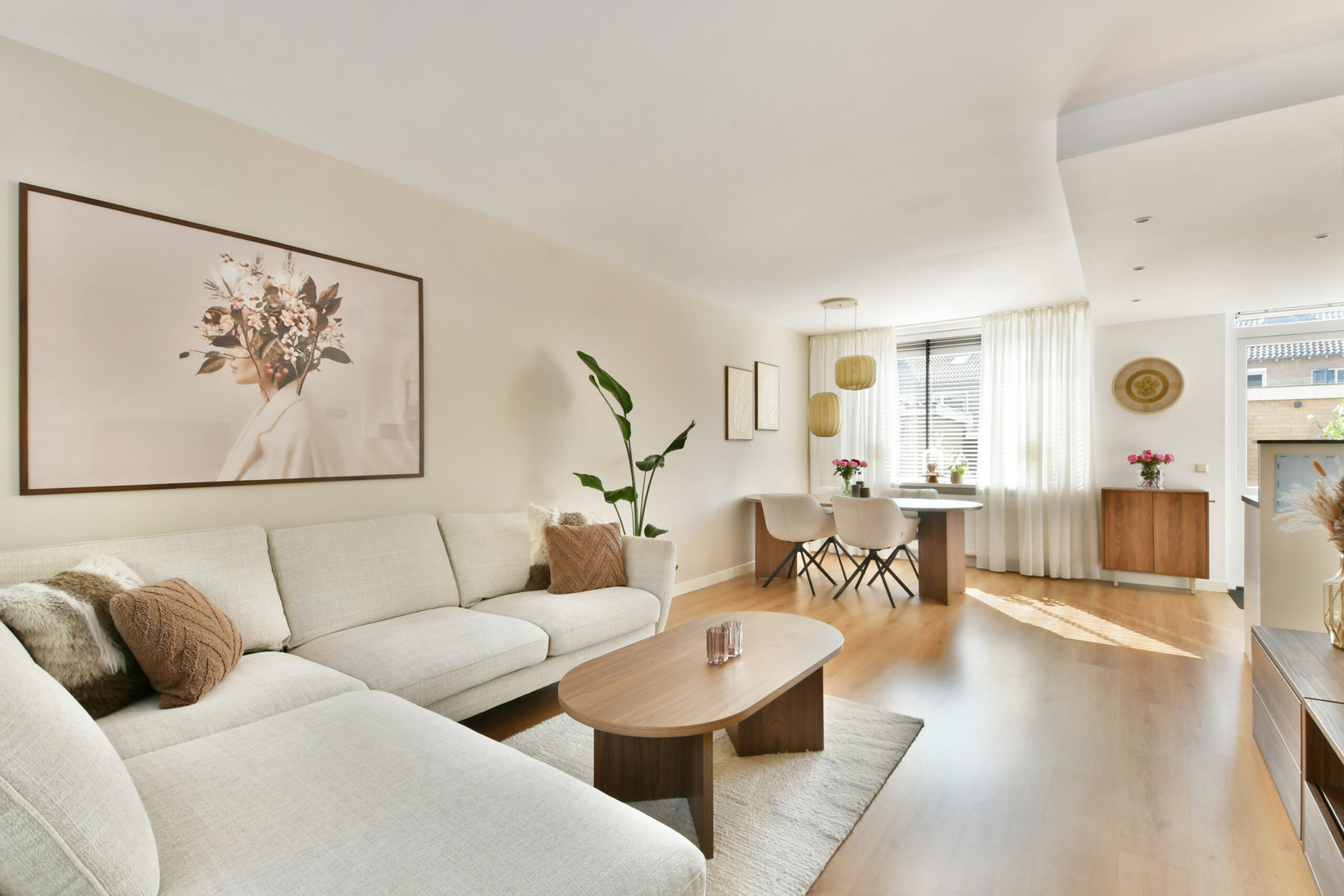 Tussenwoning te koop: Wilgenlaan 30, Sassenheim