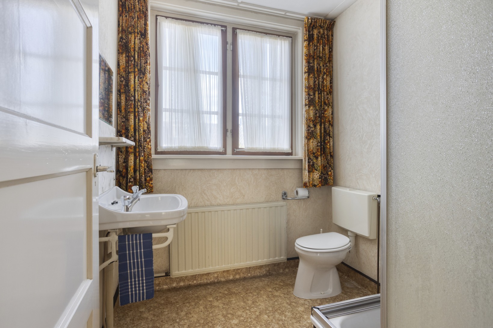 Tussenwoning te koop: Meerlaan 114, Hillegom