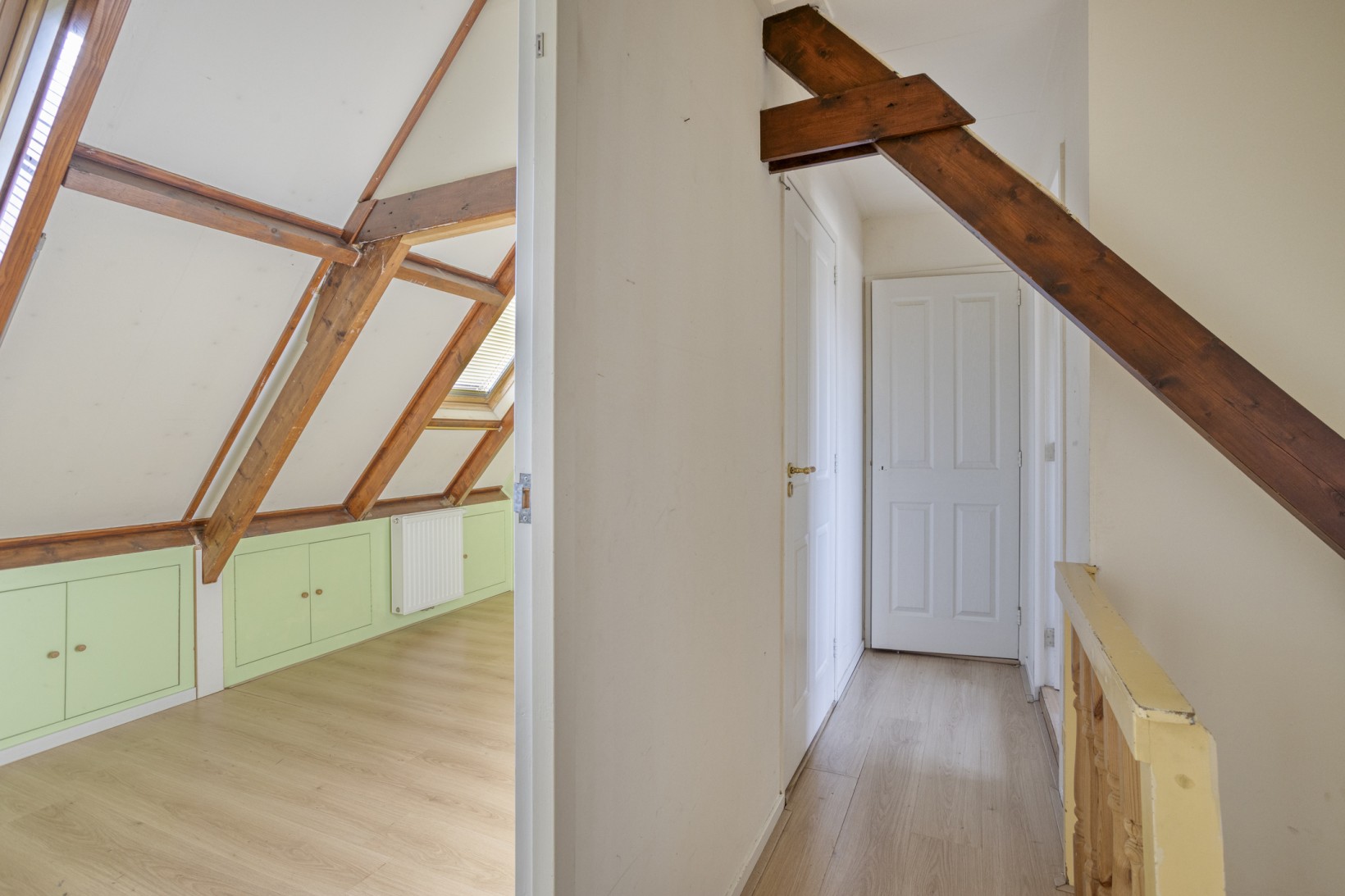 Tussenwoning te koop: Vosselaan 9, Hillegom