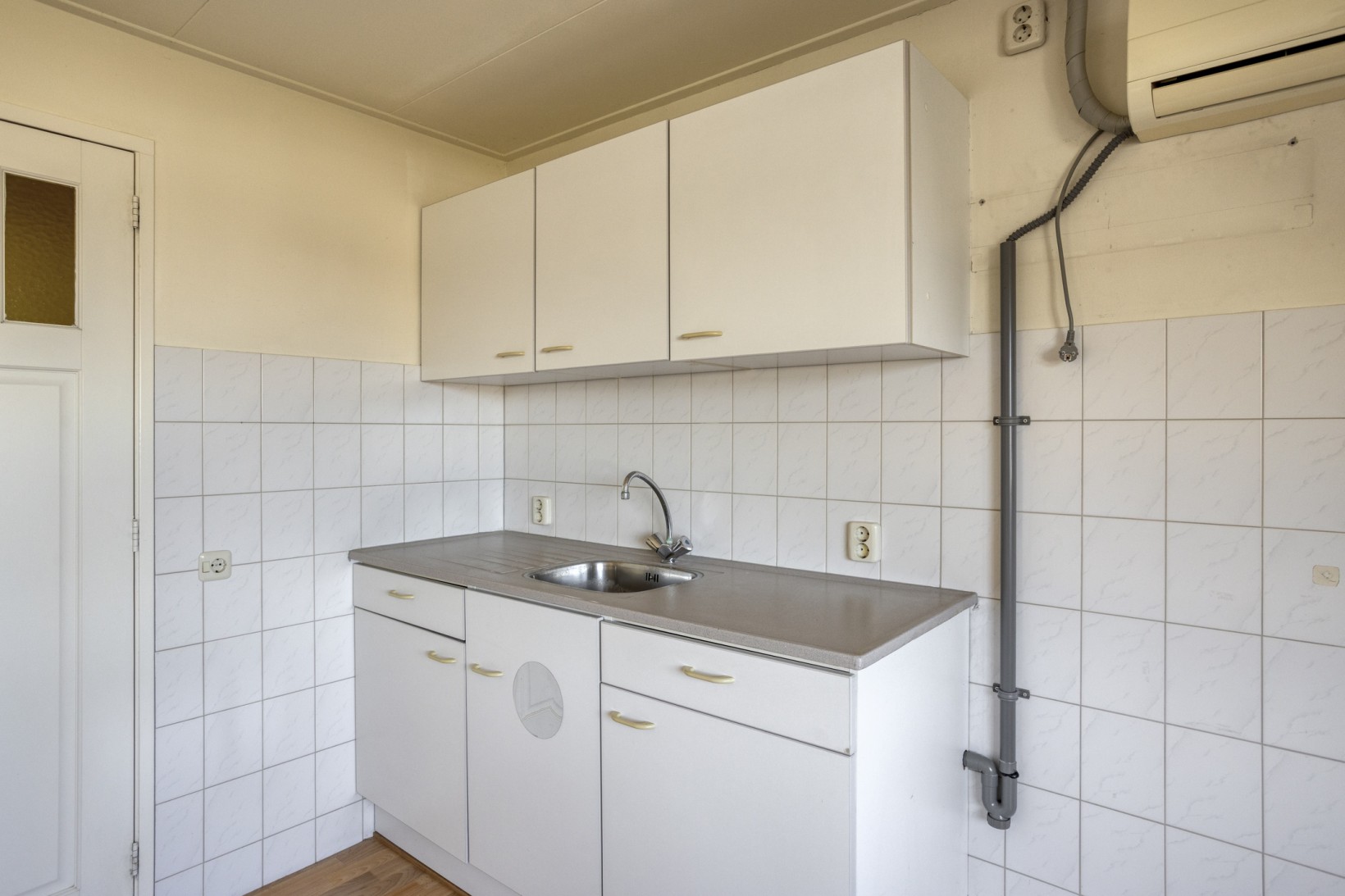 Tussenwoning te koop: Vosselaan 9, Hillegom