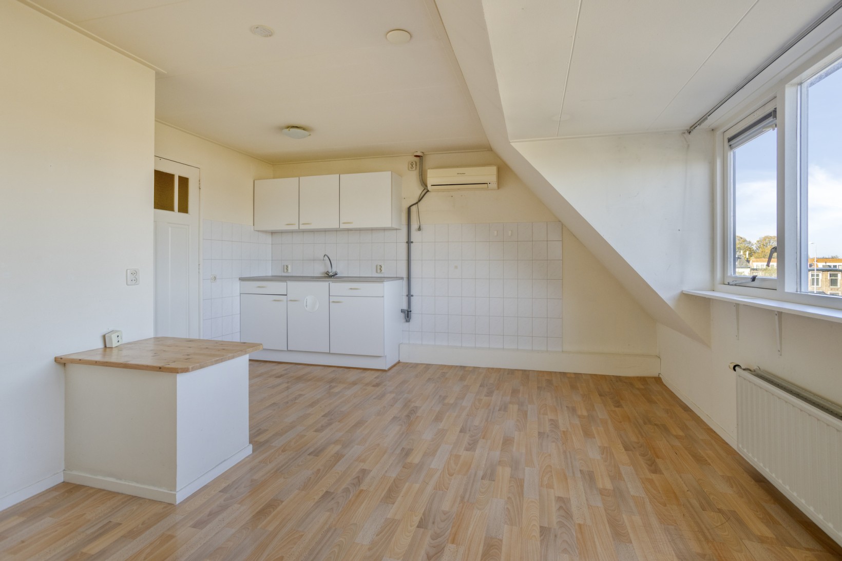 Tussenwoning te koop: Vosselaan 9, Hillegom