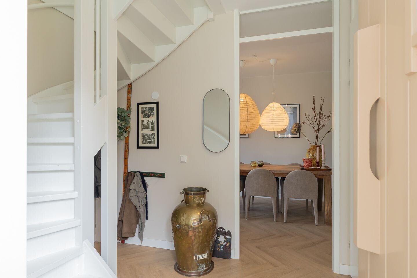 Hoekwoning te koop: Meeroever 21, Hillegom