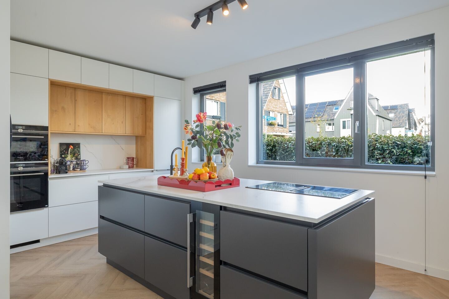 Hoekwoning te koop: Meeroever 21, Hillegom