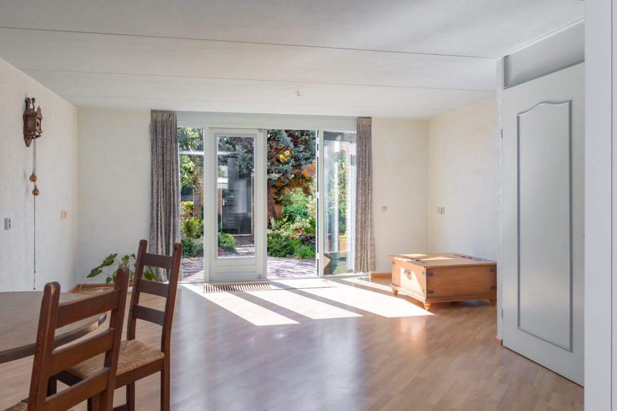 Tussenwoning te koop: Meerdorpstraat 31, Hillegom