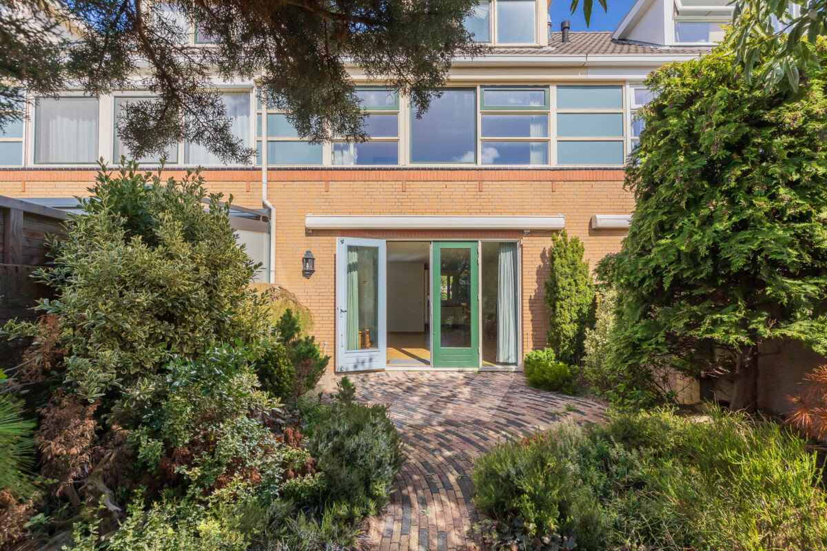 Tussenwoning te koop: Meerdorpstraat 31, Hillegom