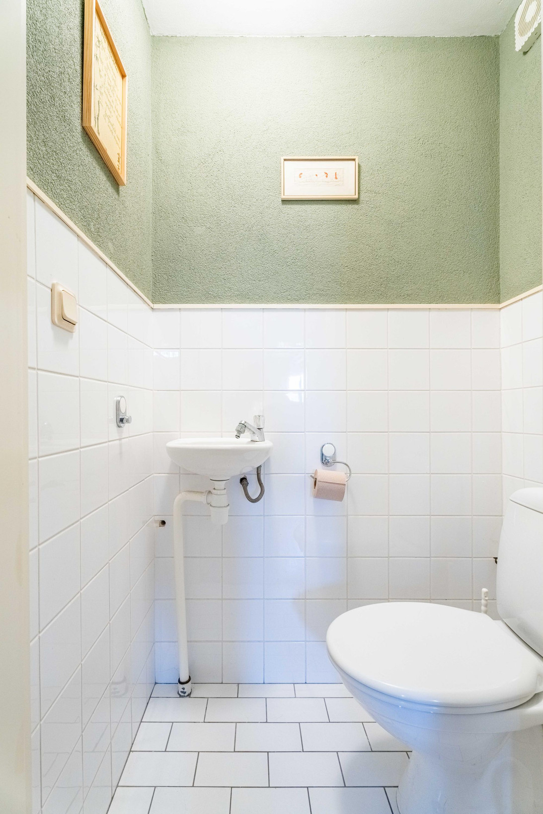 Tussenwoning te koop: Prins Bernhardstraat 32, Hillegom