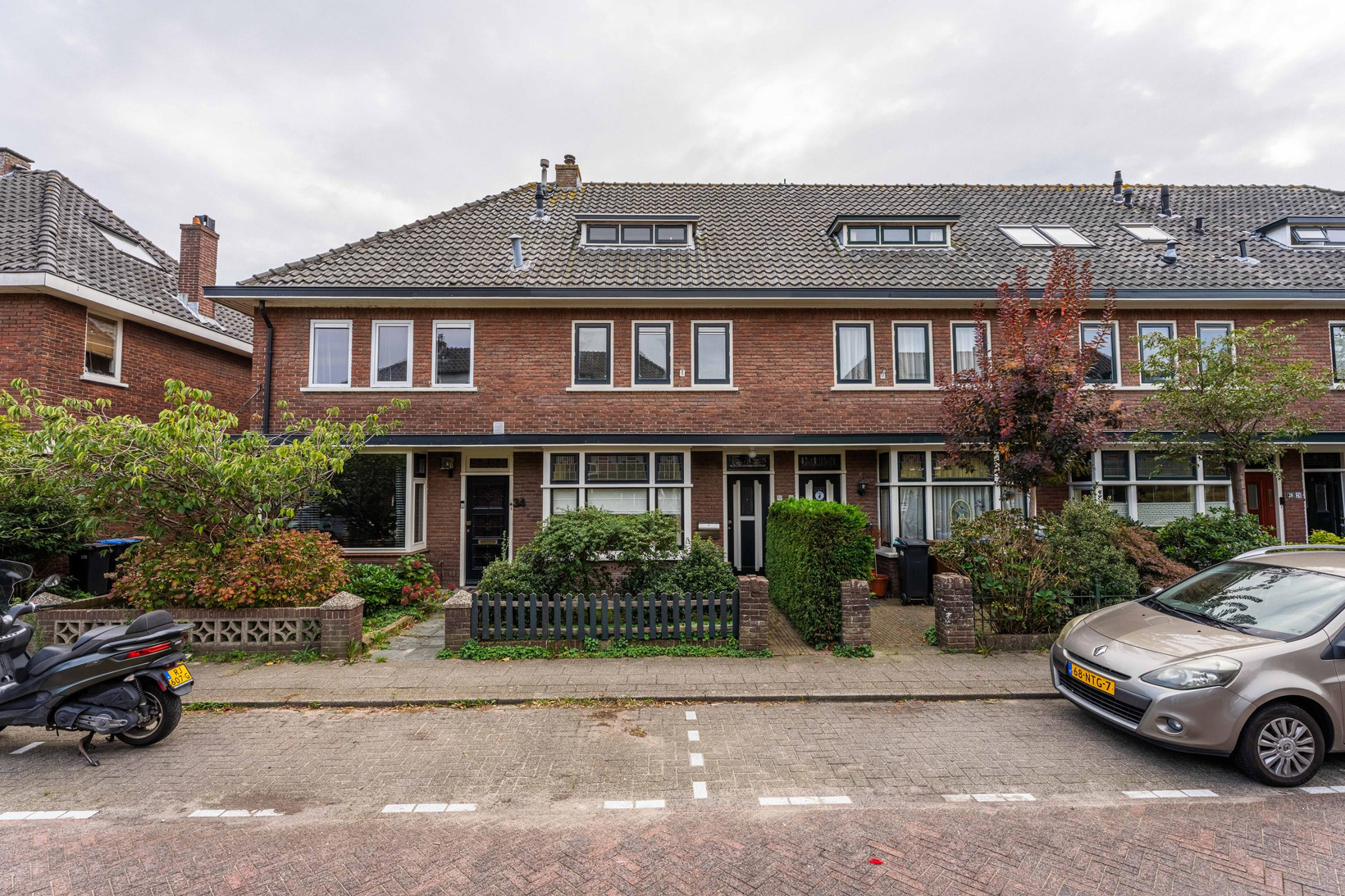 Tussenwoning te koop: Prins Bernhardstraat 32, Hillegom