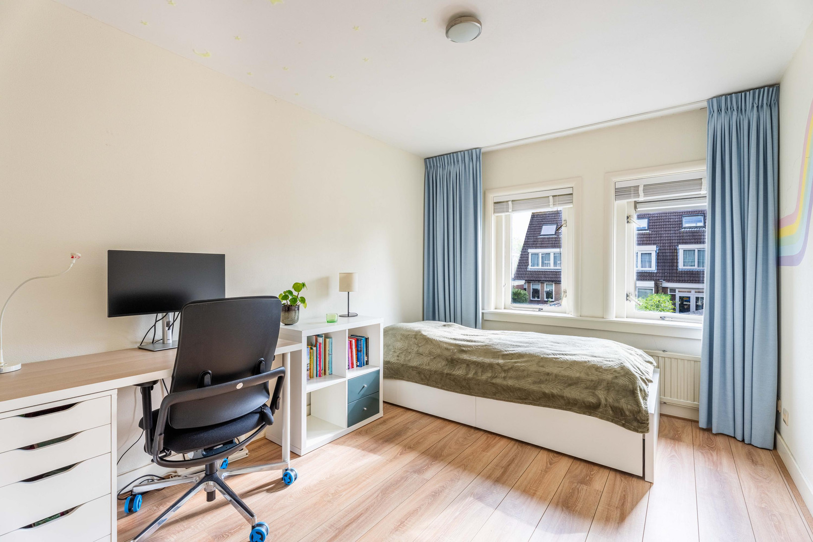 Tussenwoning te koop: Prins Bernhardstraat 32, Hillegom
