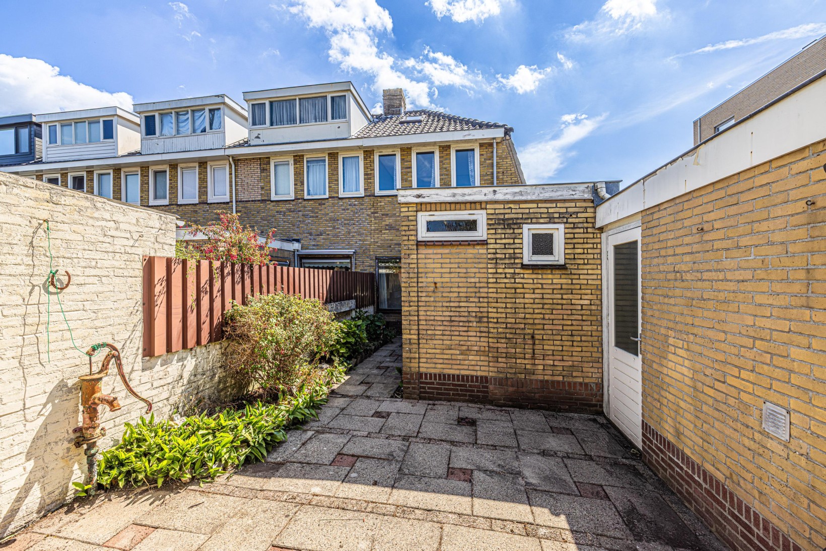 Hoekwoning te koop: Prinses Marijkestraat 21, Hillegom