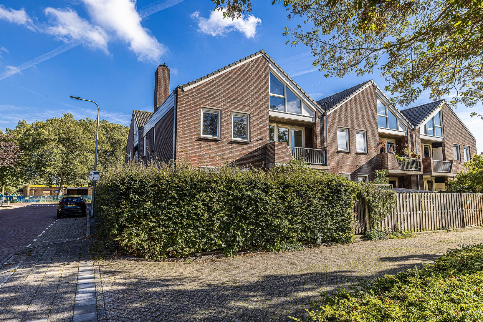 Appartement te koop: Van Limburg Stirumlaan 22, Hillegom