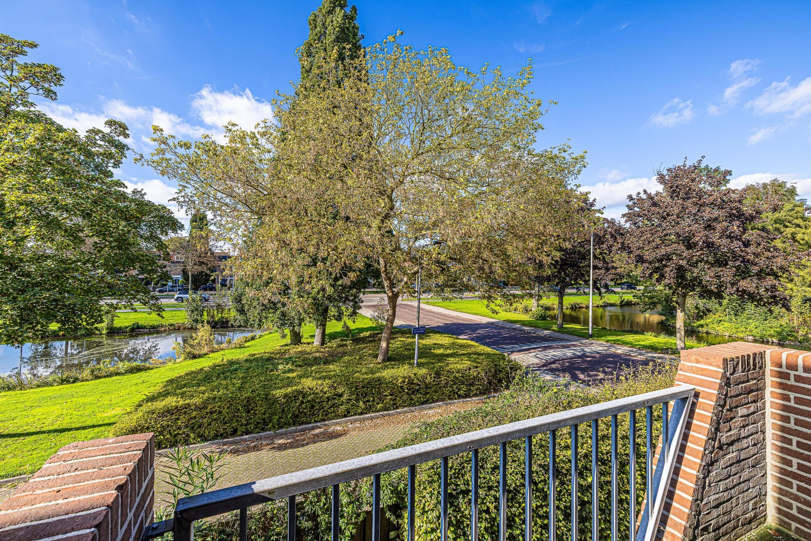 Appartement te koop: Van Limburg Stirumlaan 22, Hillegom