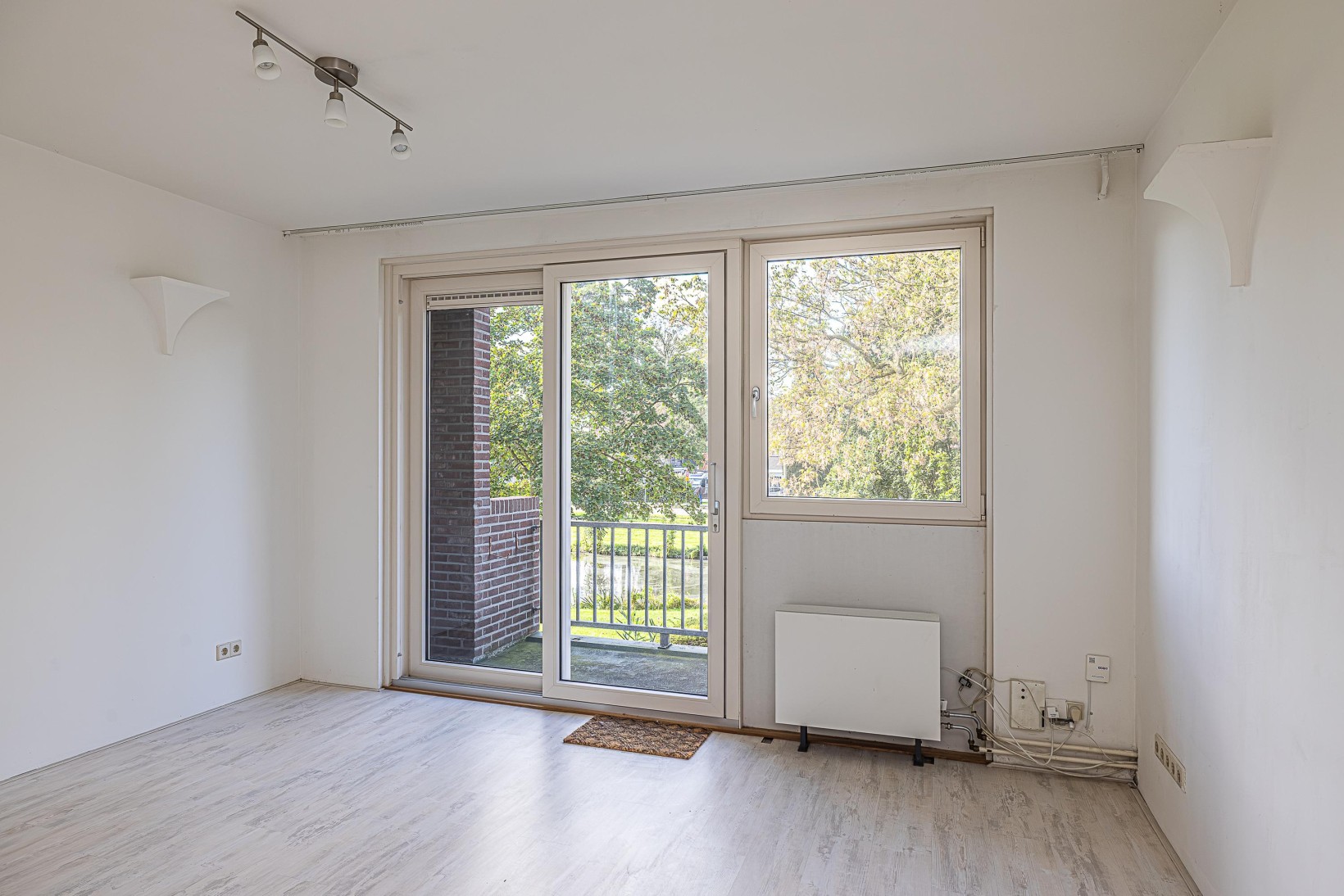 Appartement te koop: Van Limburg Stirumlaan 22, Hillegom
