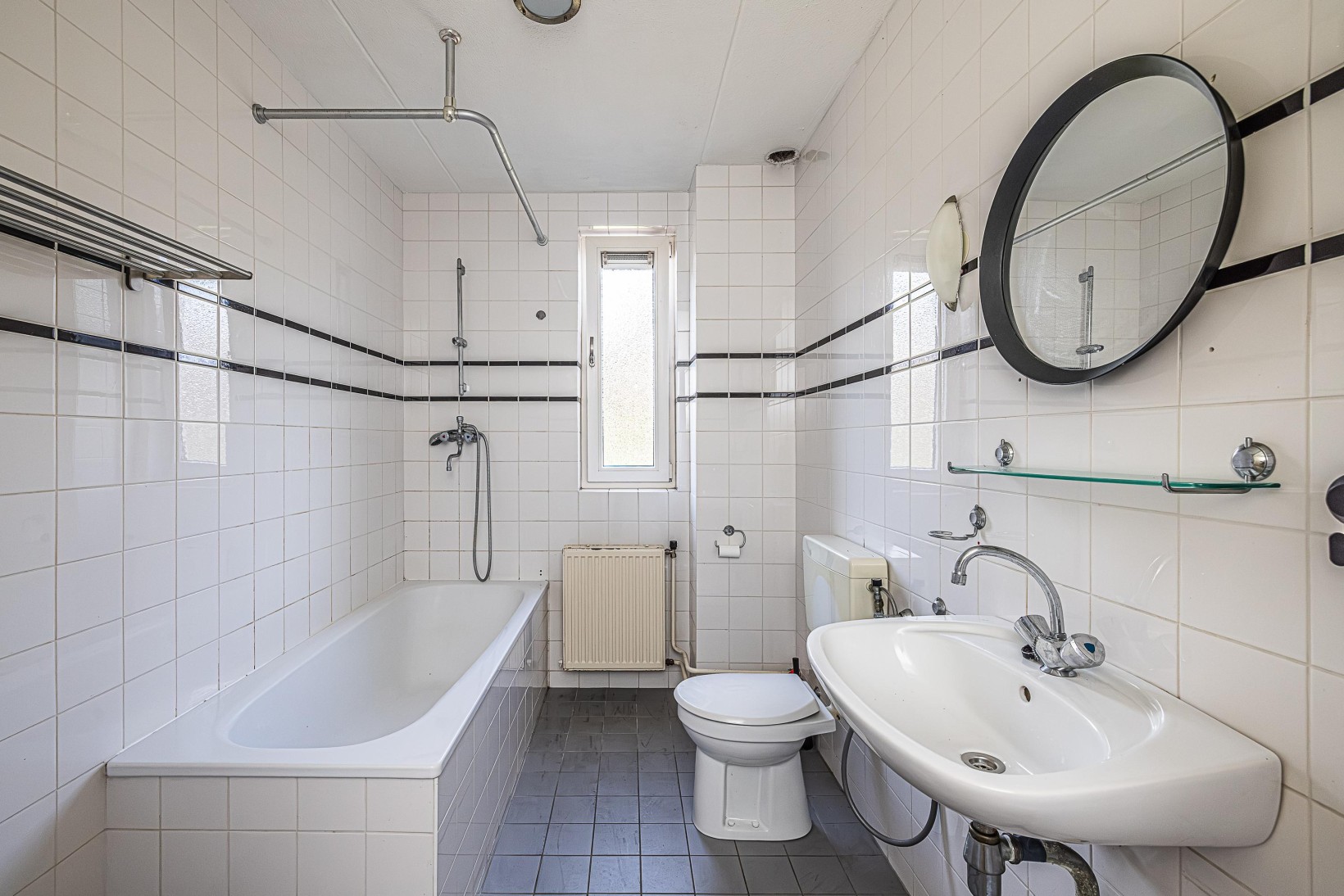 Appartement te koop: Van Limburg Stirumlaan 22, Hillegom