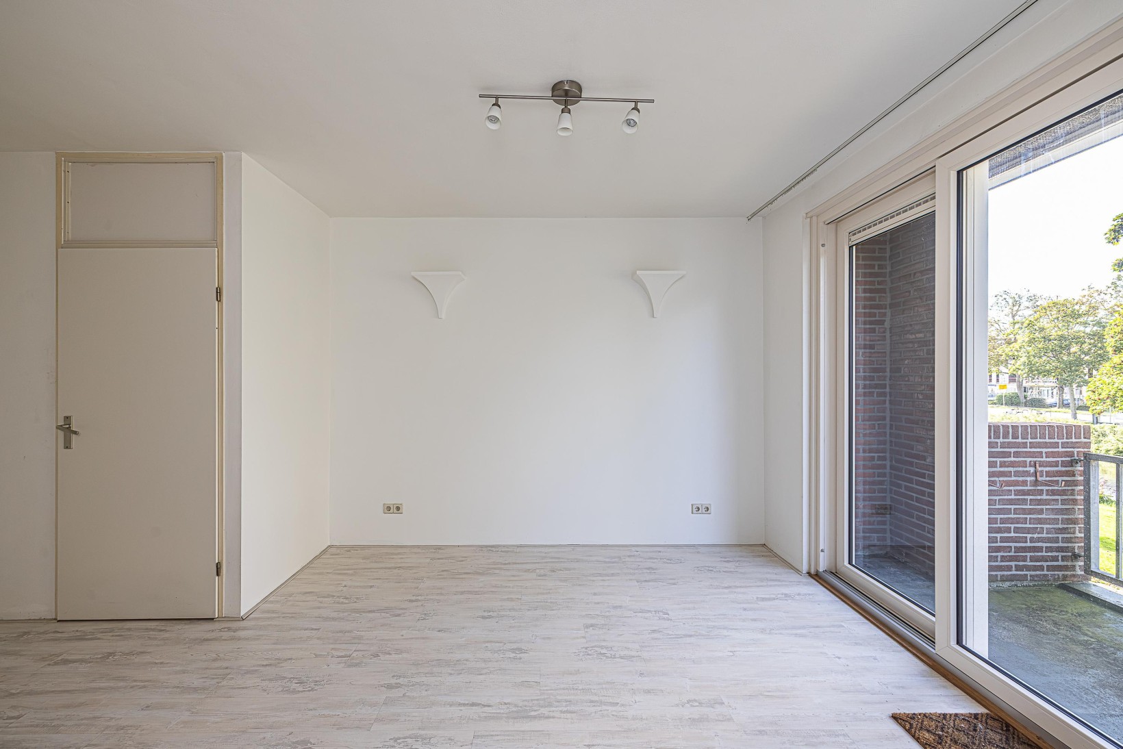 Appartement te koop: Van Limburg Stirumlaan 22, Hillegom