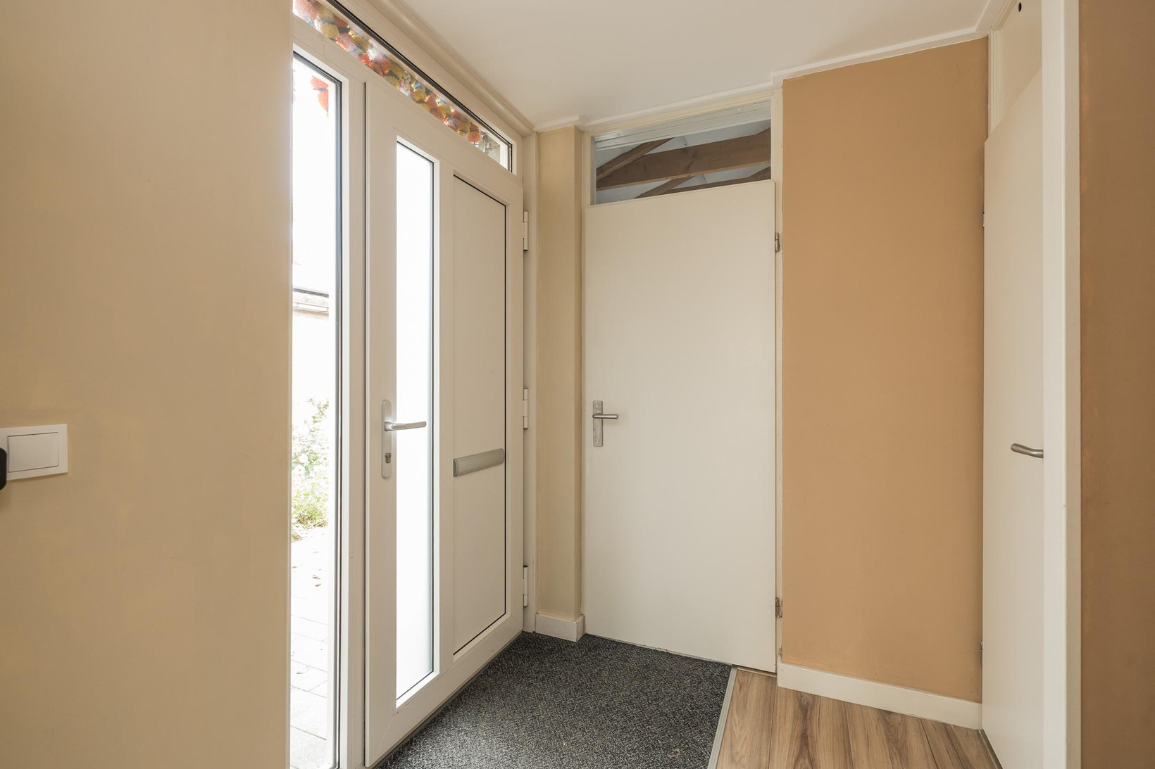 Tussenwoning te koop: Stationsweg 53, Hillegom