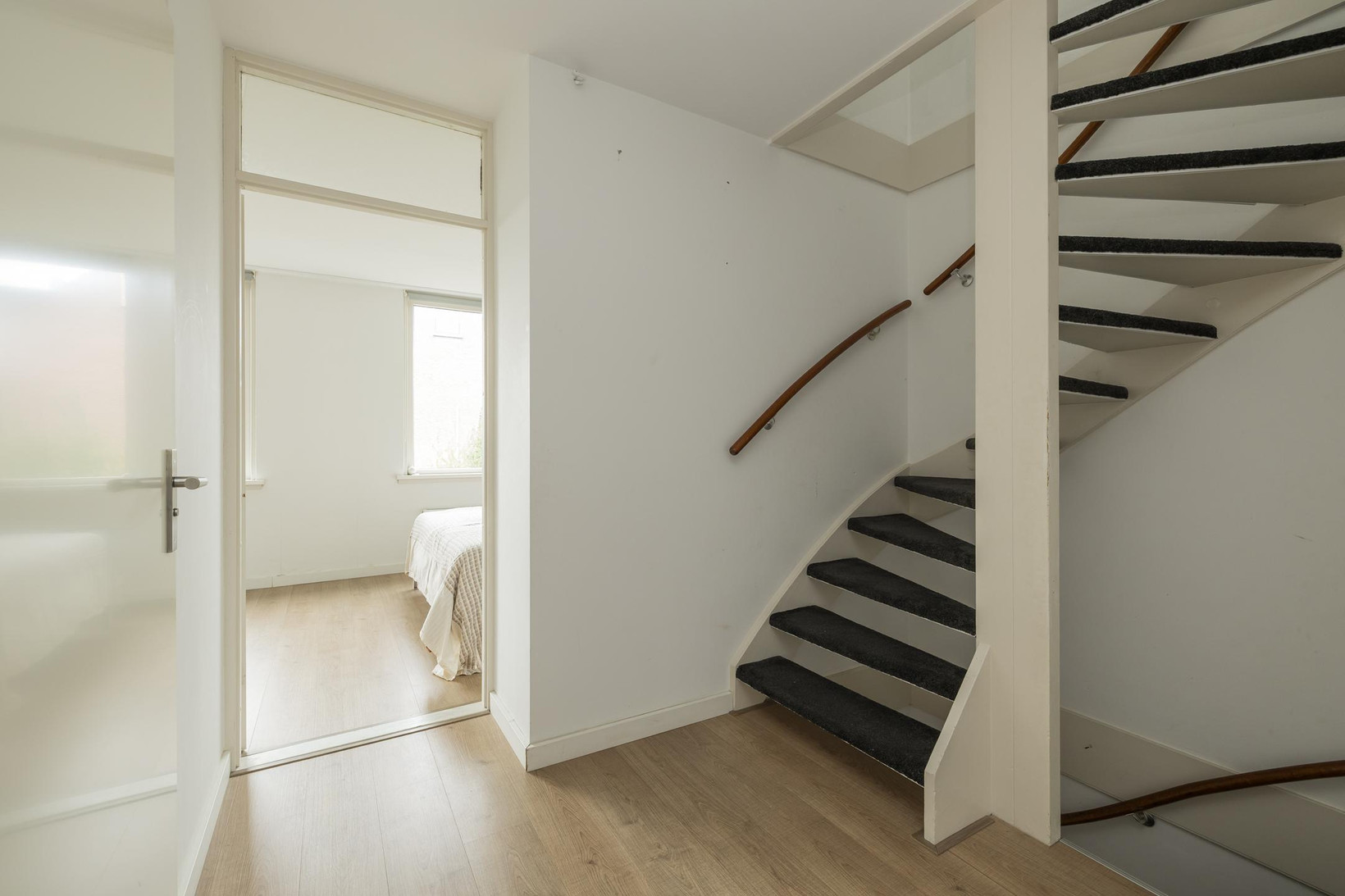 Tussenwoning te koop: Stationsweg 53, Hillegom
