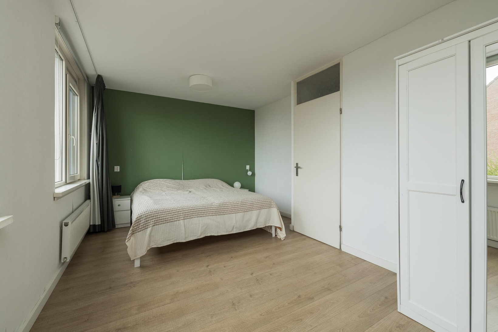 Tussenwoning te koop: Stationsweg 53, Hillegom